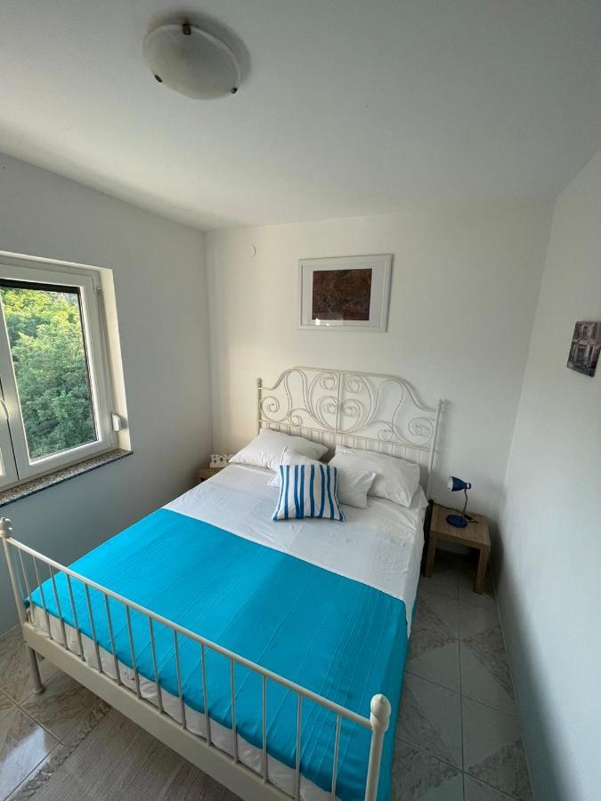 Apartman Kacic Sveti Ivan Dobrinjski Exteriör bild