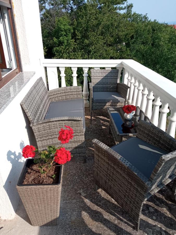 Apartman Kacic Sveti Ivan Dobrinjski Exteriör bild